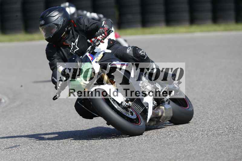 /44 09.08.2025 Plüss Moto Sport ADR/Einsteiger/50
